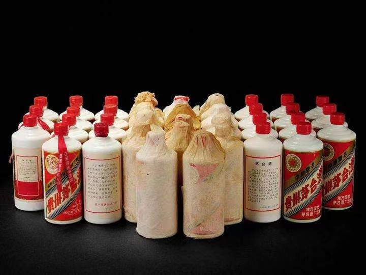 九龙日照岚山回收酒价格哪里回收(附近上门回收茅台酒）?